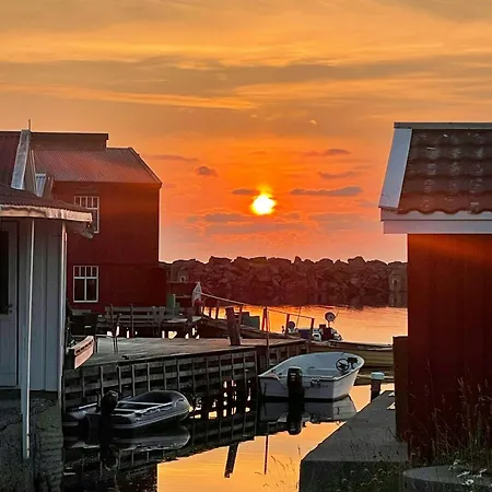 Boathouse With Views Of Harbour And Sea * Smola